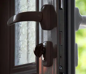 Fort Lauderdale Star Locksmith Fort Lauderdale, FL 954-744-7056 - 3a-Residential-Locksmith